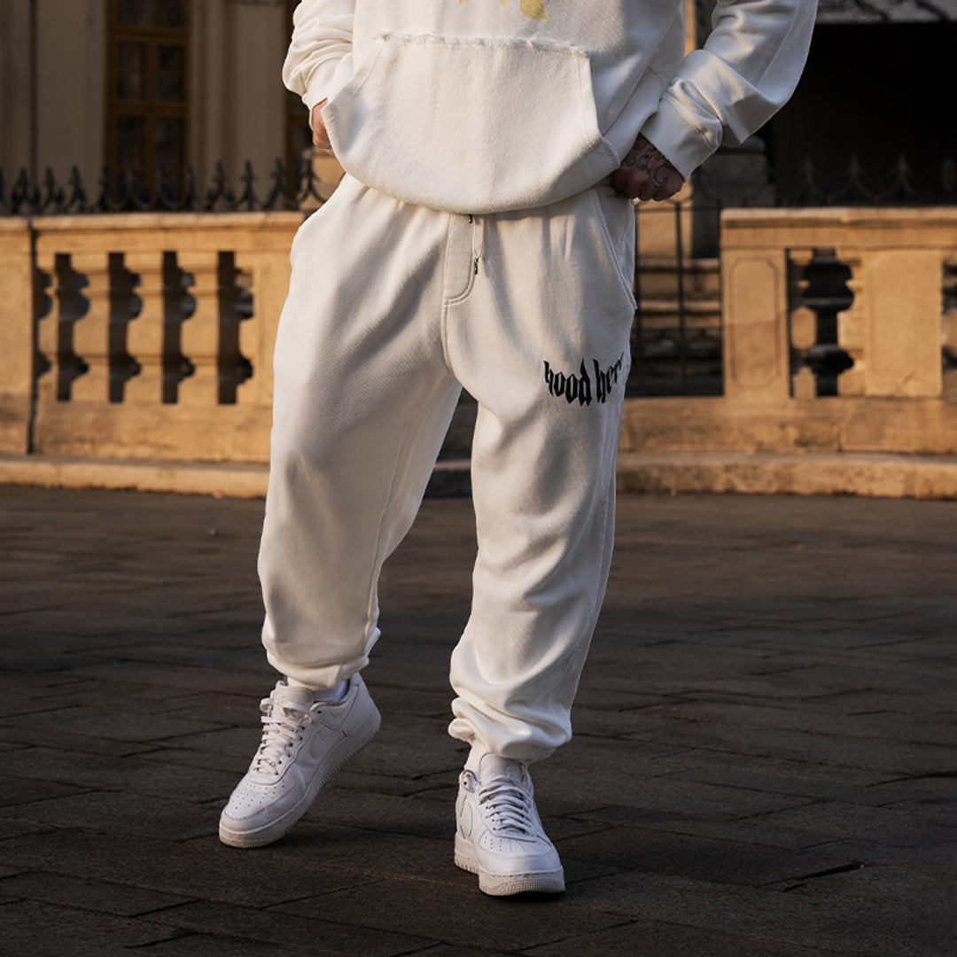 Vintage Joggers Street Heart - White